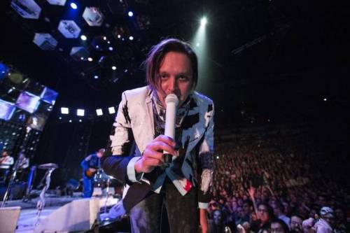 web-arcade-fire-fans(5)